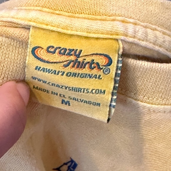 Crazy Shirts Hawaii Original Pineapple dyed short sleeve crewneck t-shirt - Picture 4 of 4